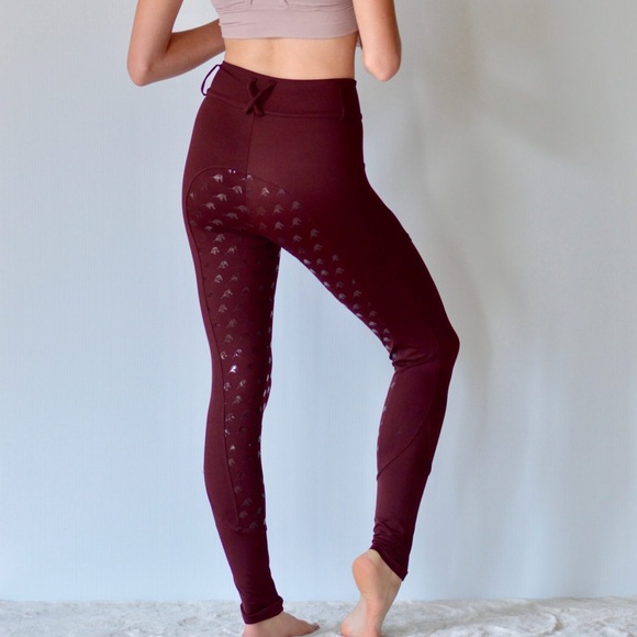 Annie´s Horse wear EquestrienneBeyond Breech sangria...